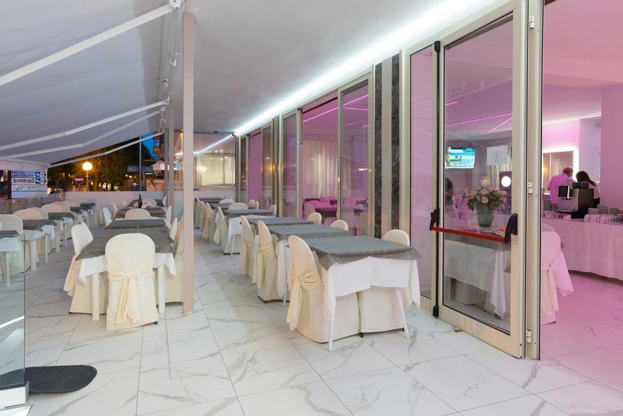 Hotel Ninfea Cattolica Luaran gambar