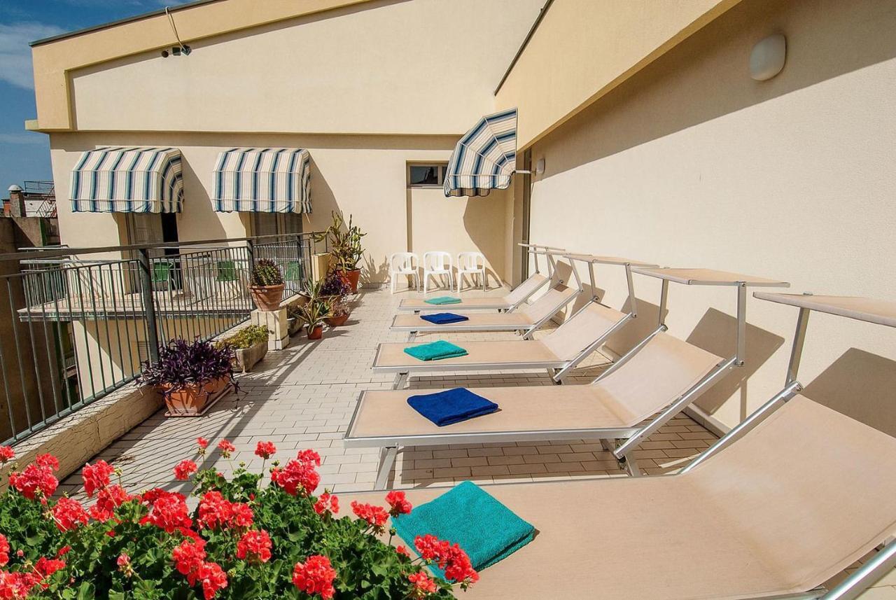 Hotel Ninfea Cattolica Luaran gambar